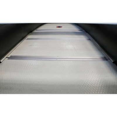 Лодка Polar Bird 385М New Merlin Стеклокомпозит (черно-красный)