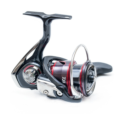 Катушка Daiwa Fuego 20 LT 2500
