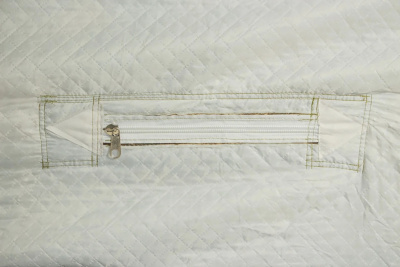 Всесезонная палатка Медведь Куб 4 Зима-Лето (2.3*2.3/2.0m) утеплённая (3-сл) + Пол