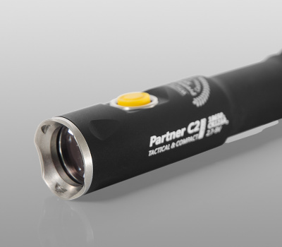 Тактический фонарь Armytek Partner C2 Pro