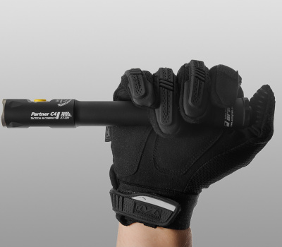 Тактический фонарь Armytek Partner C4 Pro