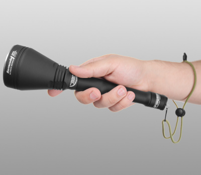 Поисковый фонарь Armytek Barracuda (тёплый свет)