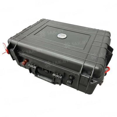 Аккумулятор VOLAT LiFePO4 12V / 210ah (EVE-105) в ударопрочном кейсе 